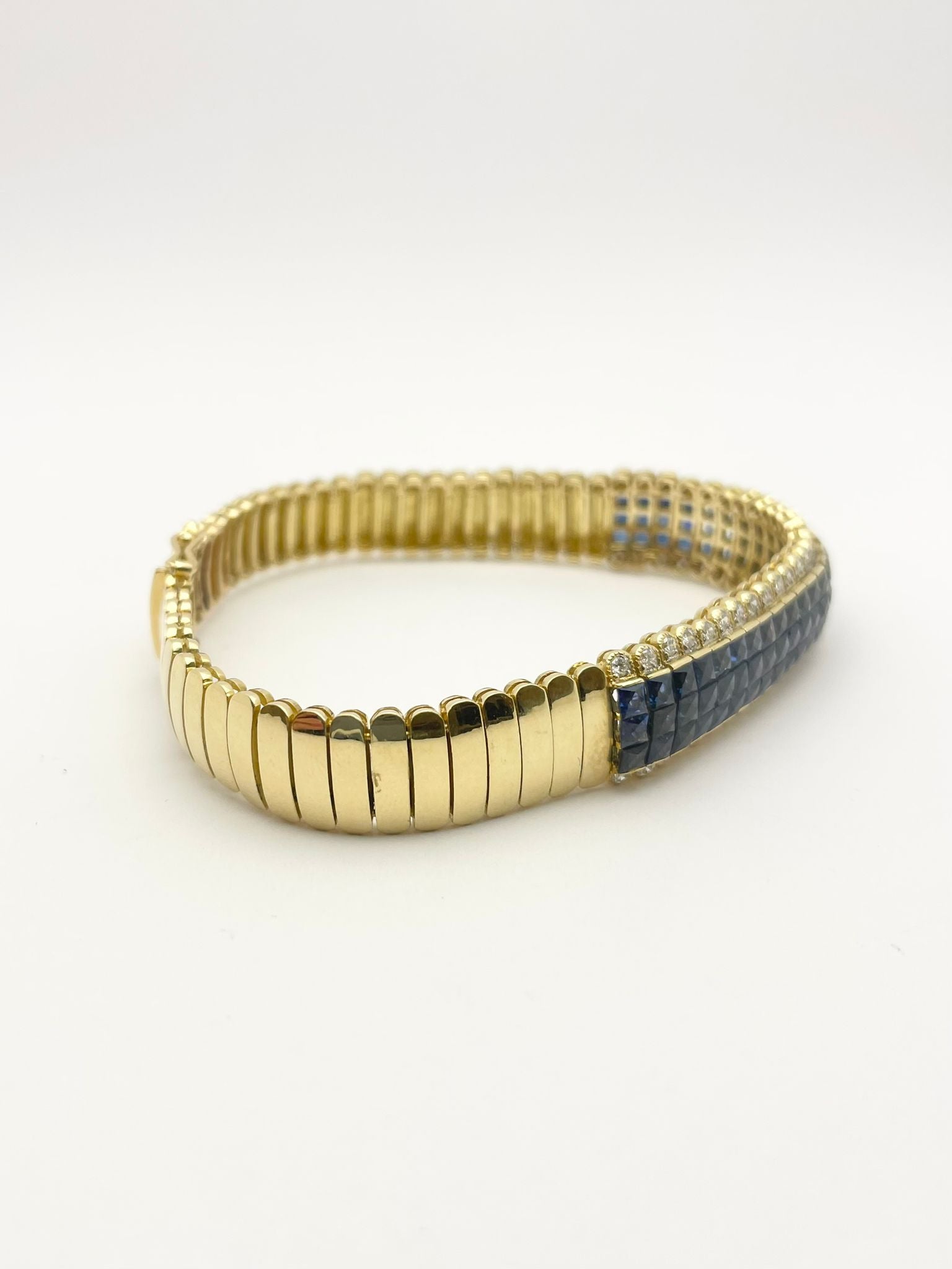 Bracelet Maille en or jaune, saphirs et diamants