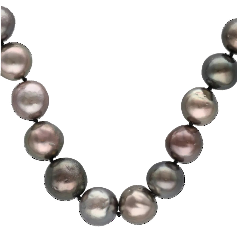 TECLA Pearl Necklace in Pearls