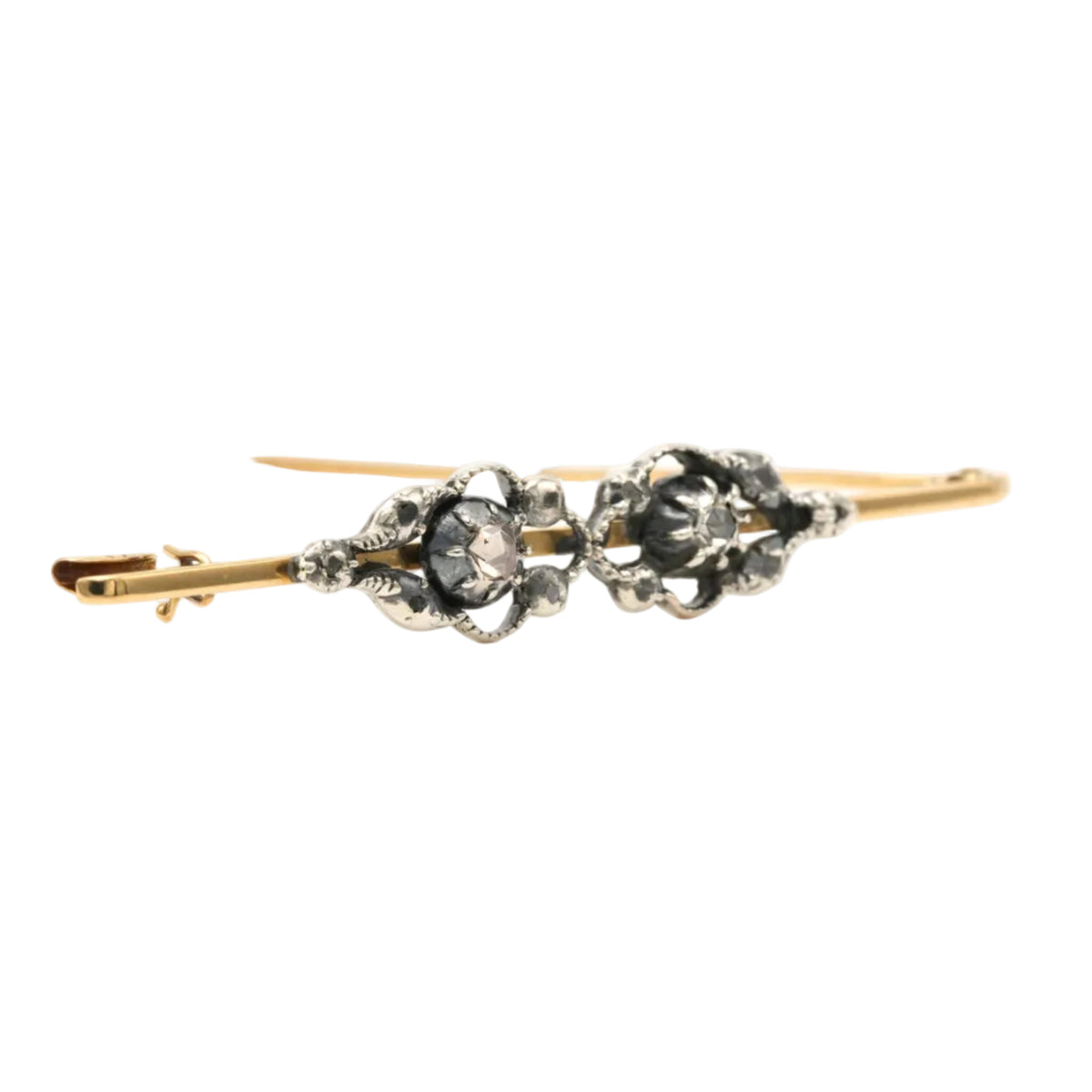 Brooch made of yellow gold, silver, and diamonds