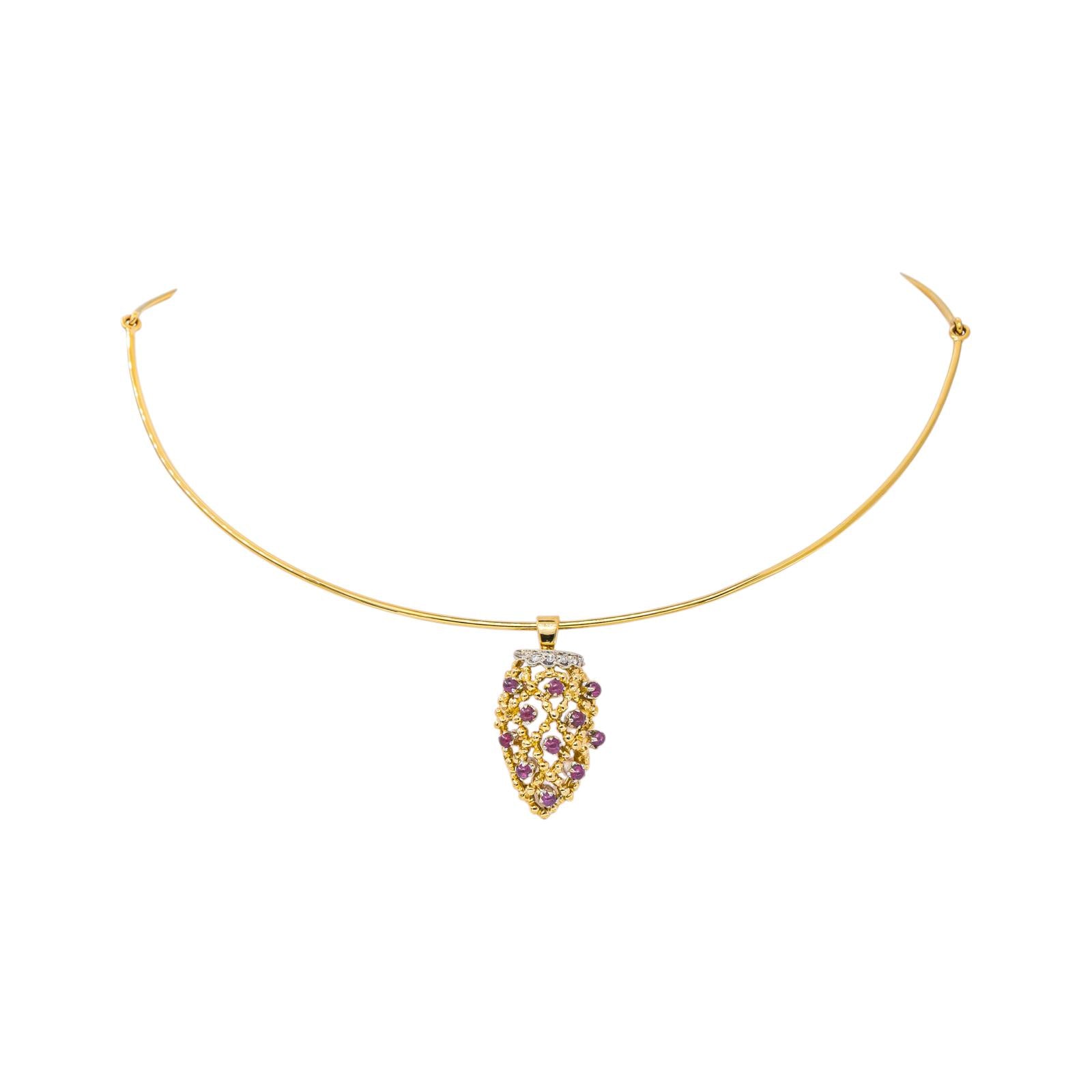 Semi-Rigid Yellow gold Ruby Necklace
