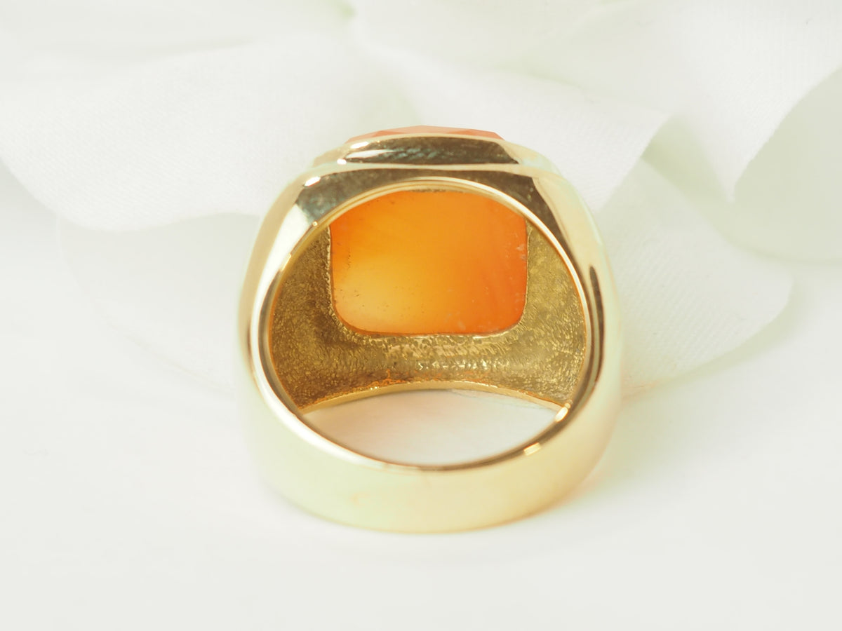 Yellow Gold Signet Ring with Carnelian