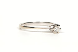 White gold and diamond Solitaire Ring