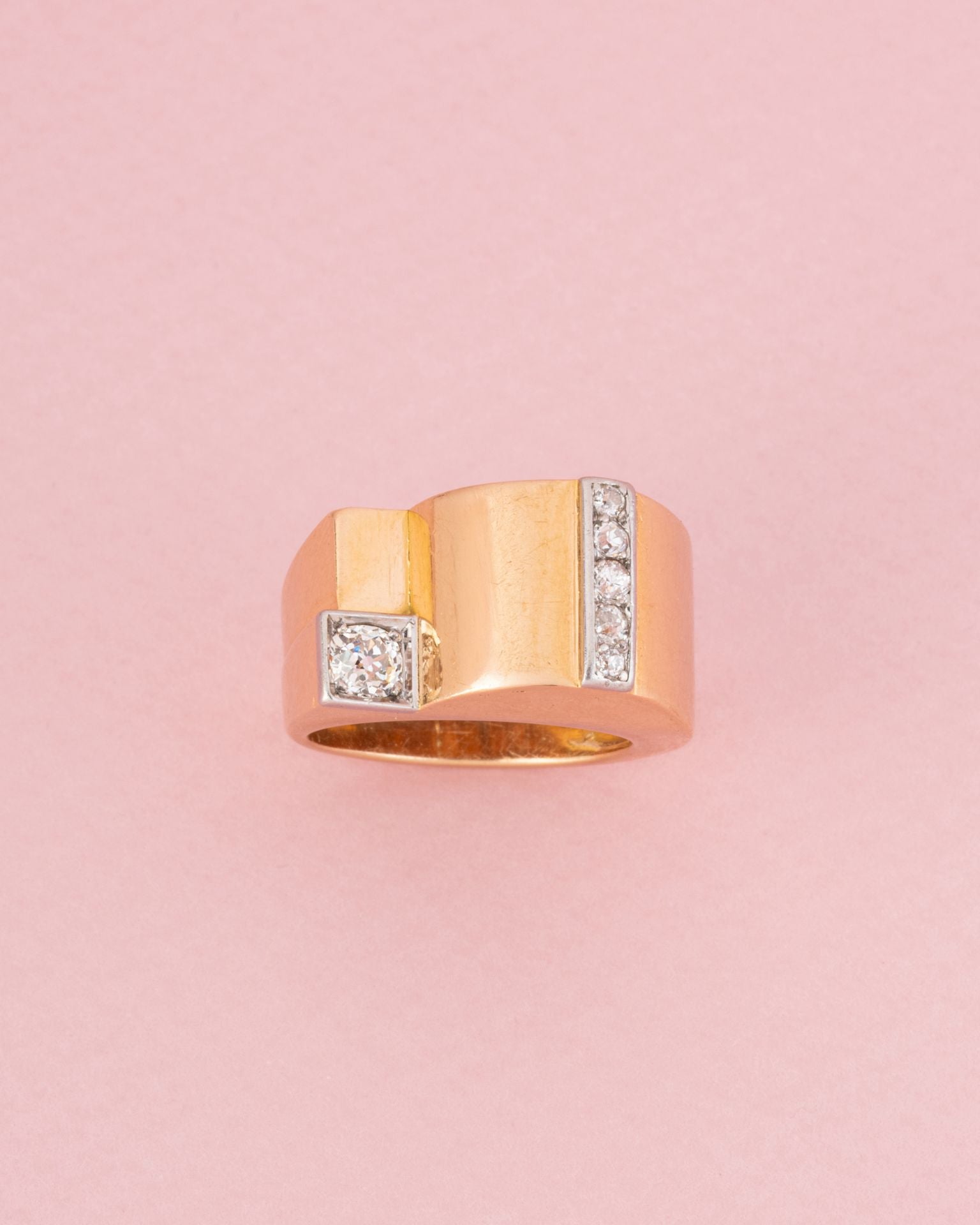 Bague tank en or jaune 18 carats et diamants