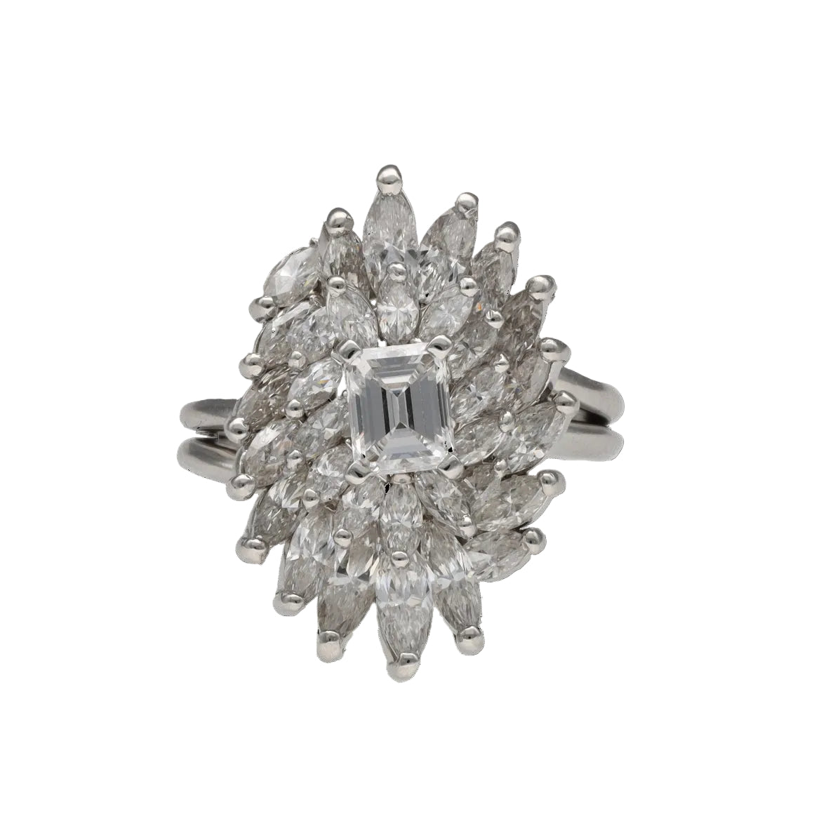 Entourage Ring in Platinum and Diamonds
