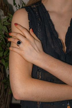 Bague Chevalière Or blanc Onyx