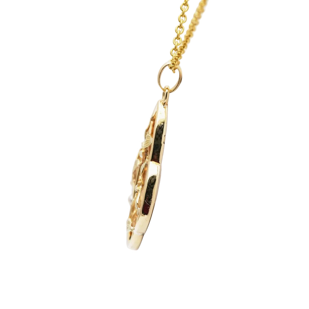 Yellow Gold and Pearl Pendant