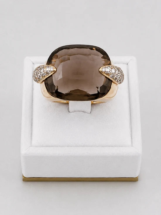 Cocktail Ring in Yellow Gold, Quartz, and Diamonds