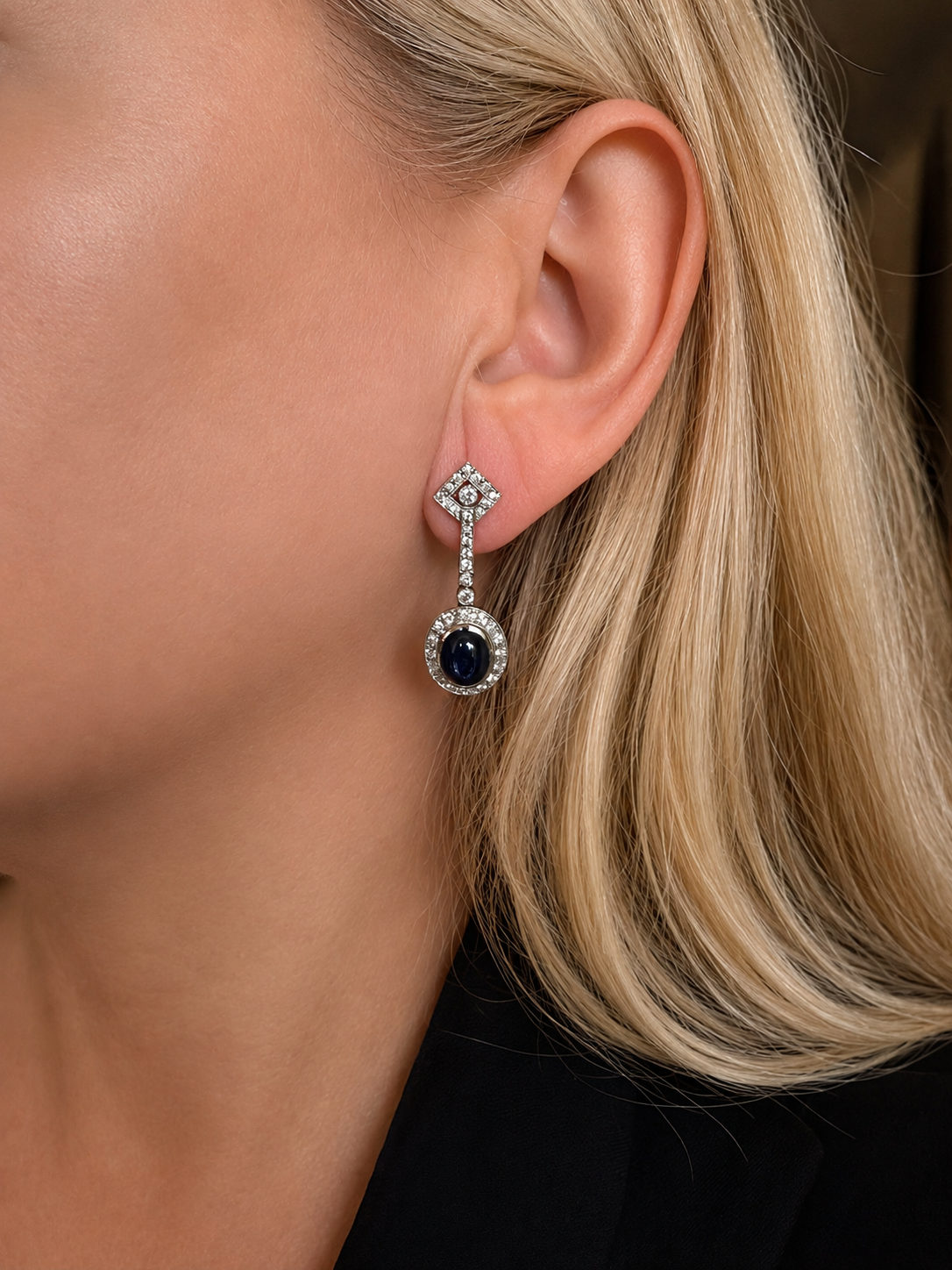 Boucles d'oreilles Pendantes en platine, saphirs et diamants