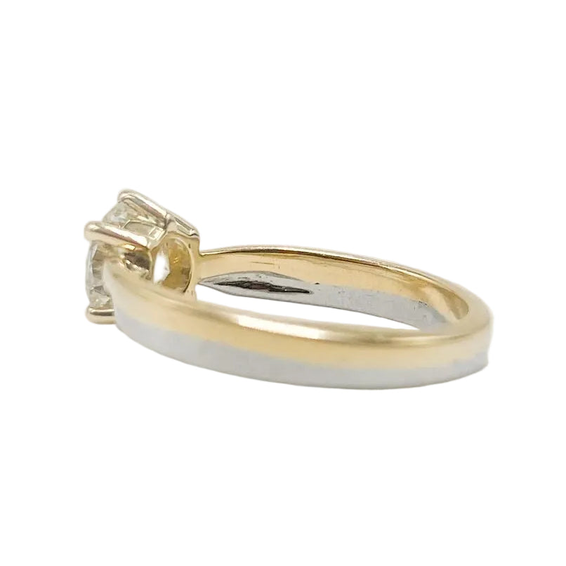 Solitaire Ring in White gold, Yellow gold, and Diamond