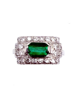 Art Deco ring in gold, platinum, emerald, and diamonds