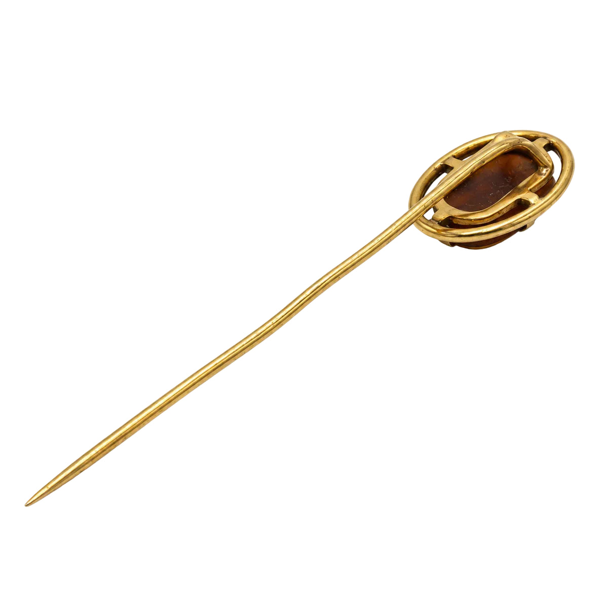 Yellow gold and carnelian brooch