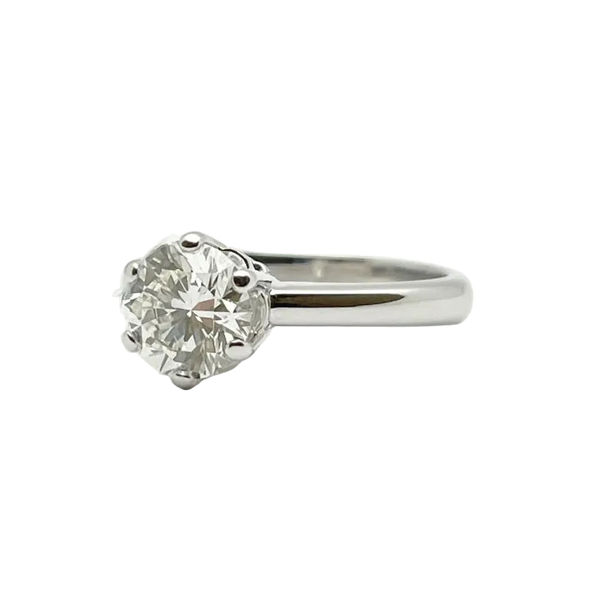White Gold Solitaire Ring with a Diamond