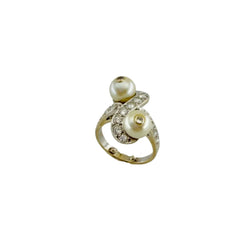 "Toi et Moi" Ring in White Gold, Pearls, and Diamonds