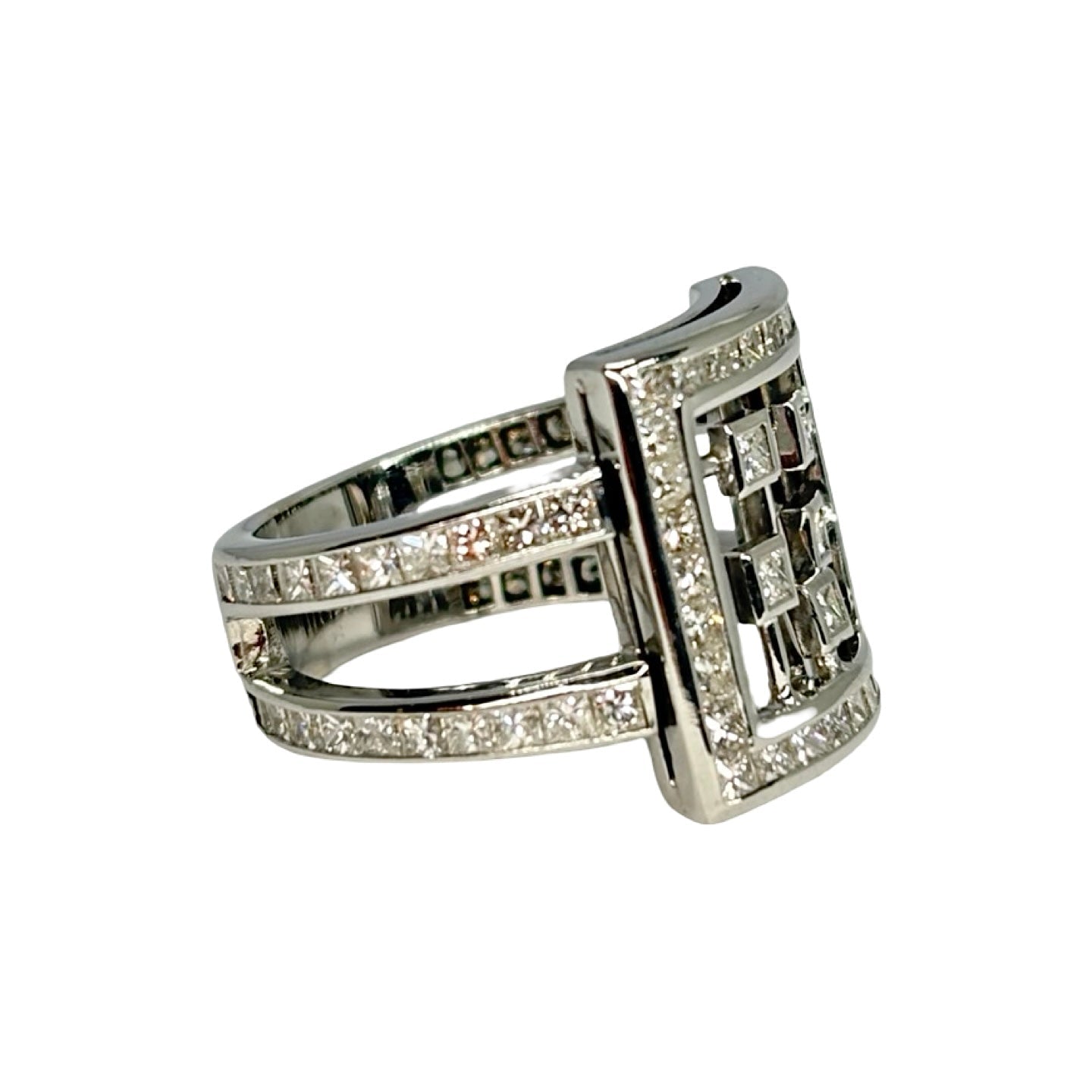 White Gold and Diamond Ring