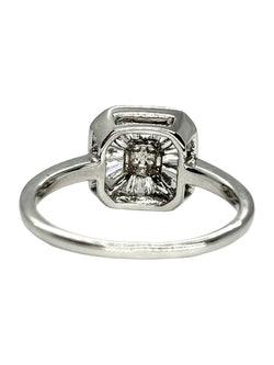 White Gold Solitaire Ring with Diamonds