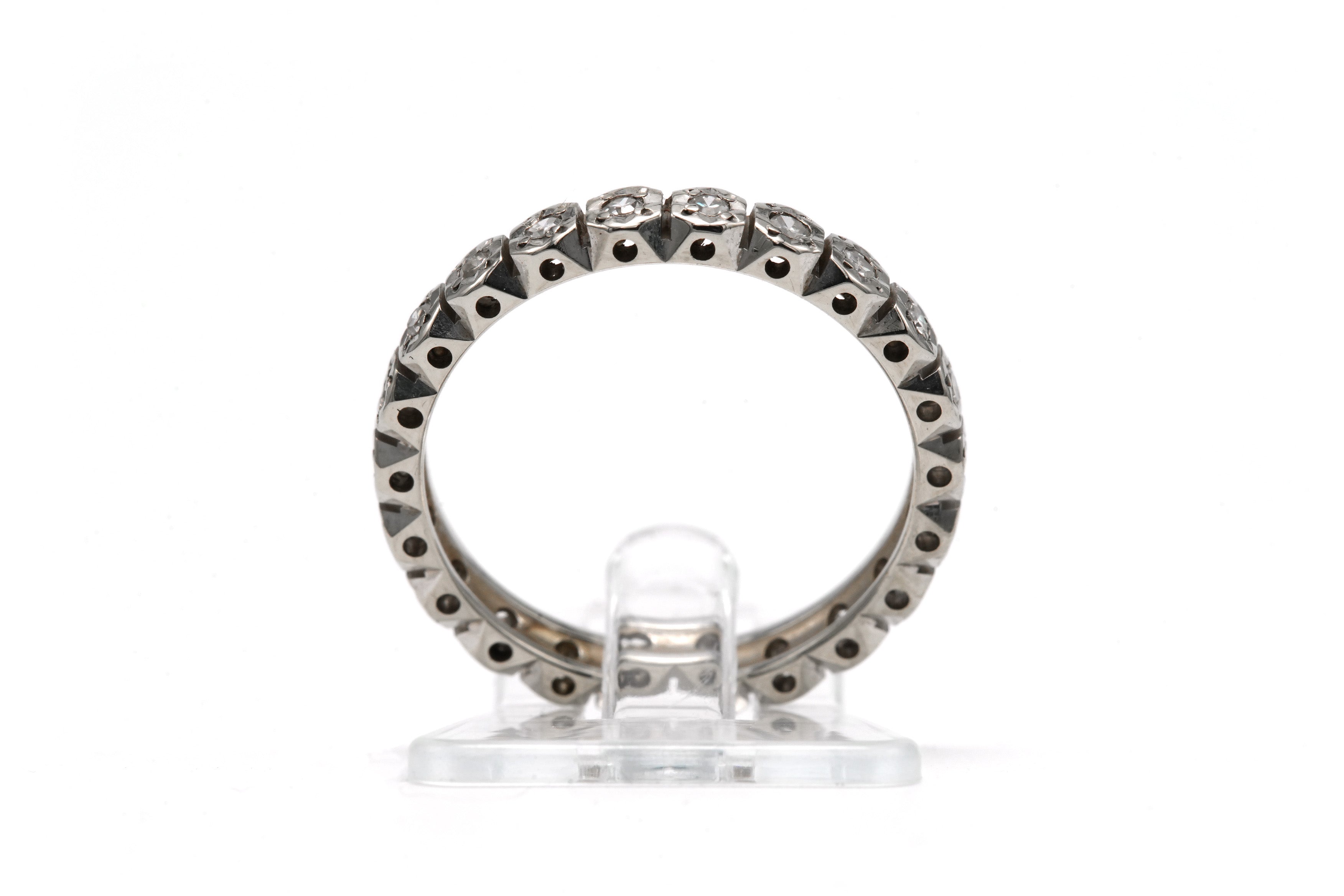 Bague Alliance en or blanc et diamants