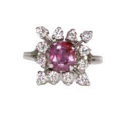Bague Pompadour en or blanc, rubis, et diamants
