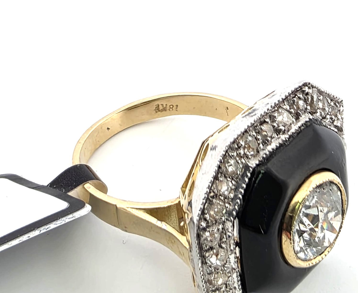 Entourage Ring in white gold, yellow gold, and diamonds