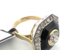 Entourage Ring in white gold, yellow gold, and diamonds