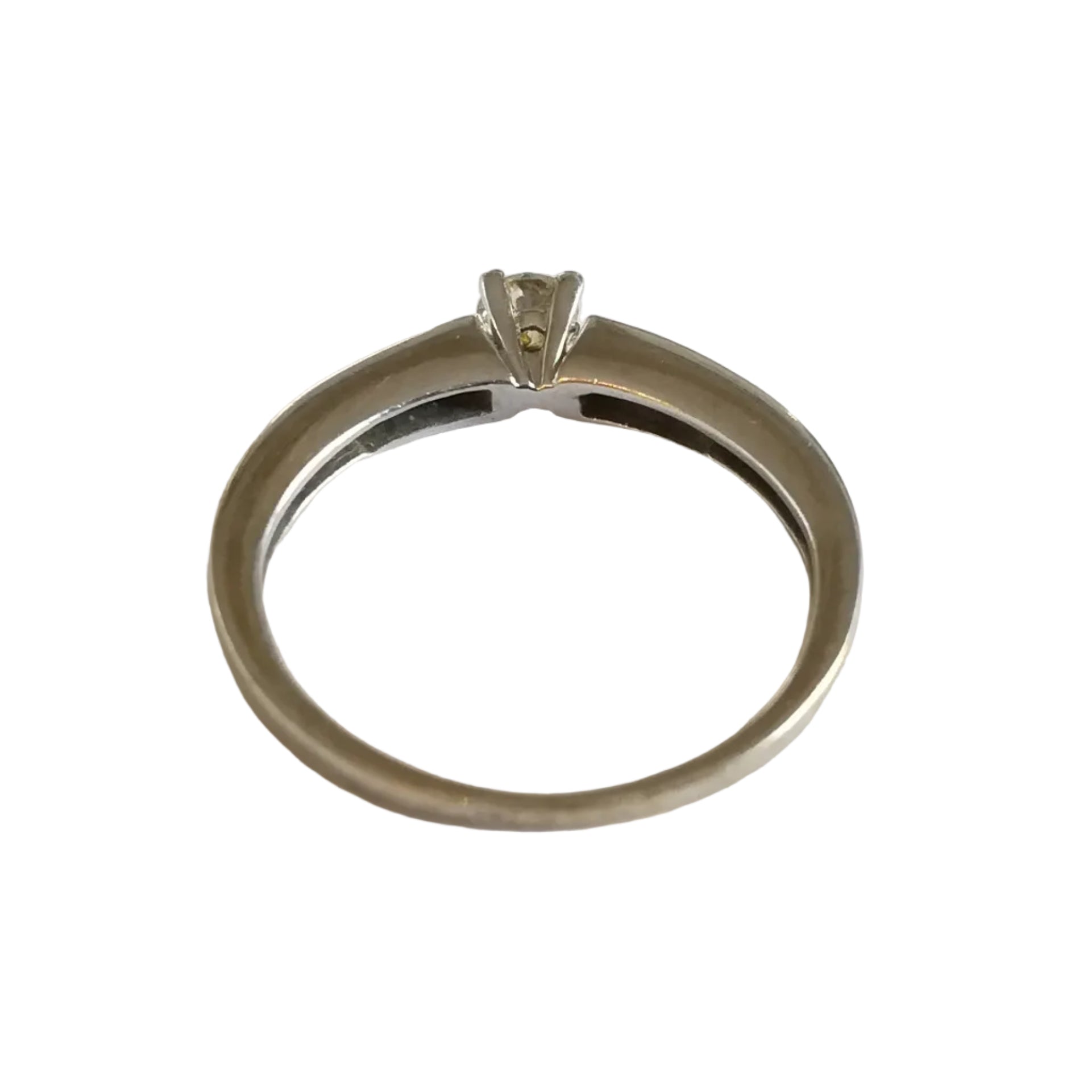 White Gold Solitaire Ring with Diamonds