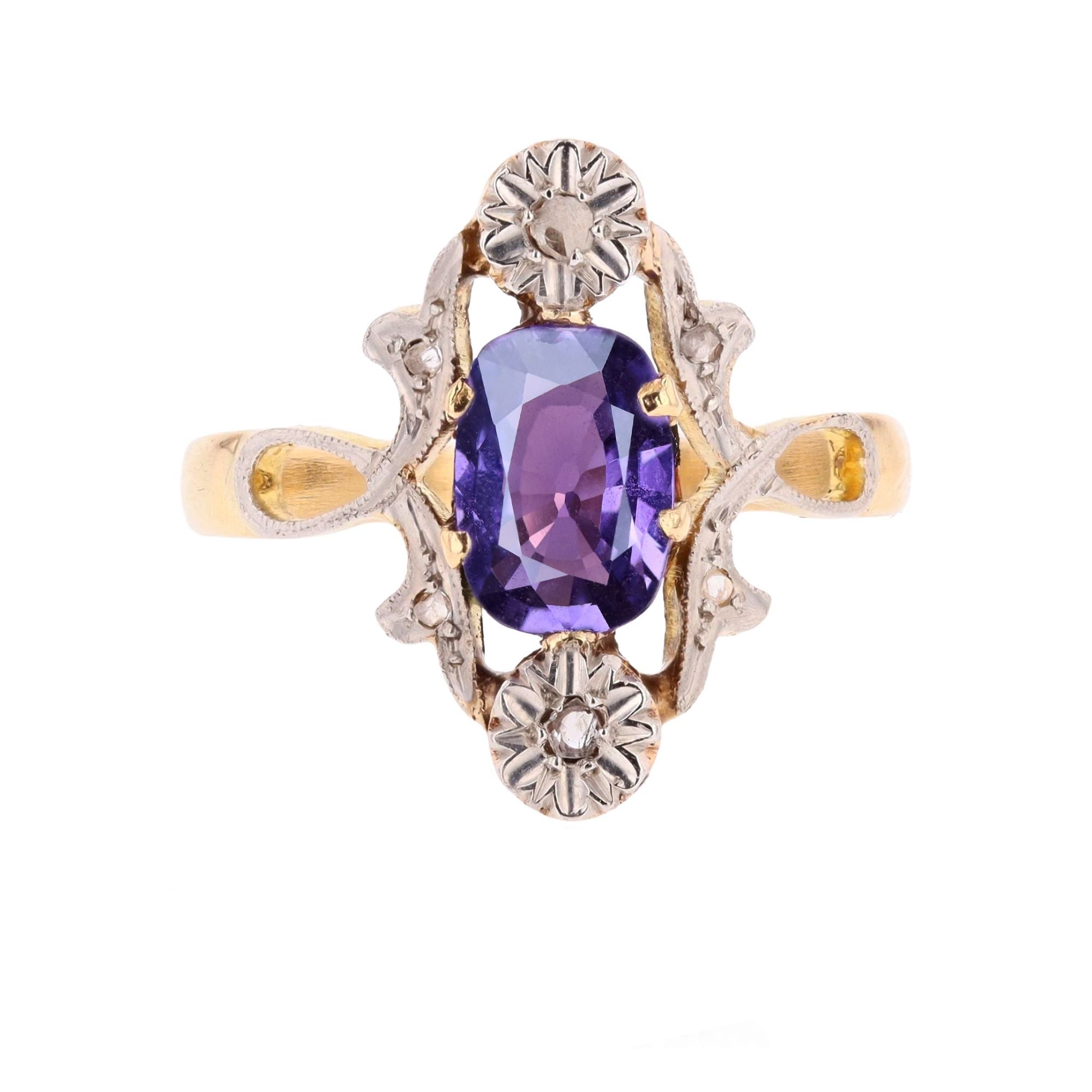Bague en or jaune, platine, saphir et diamants