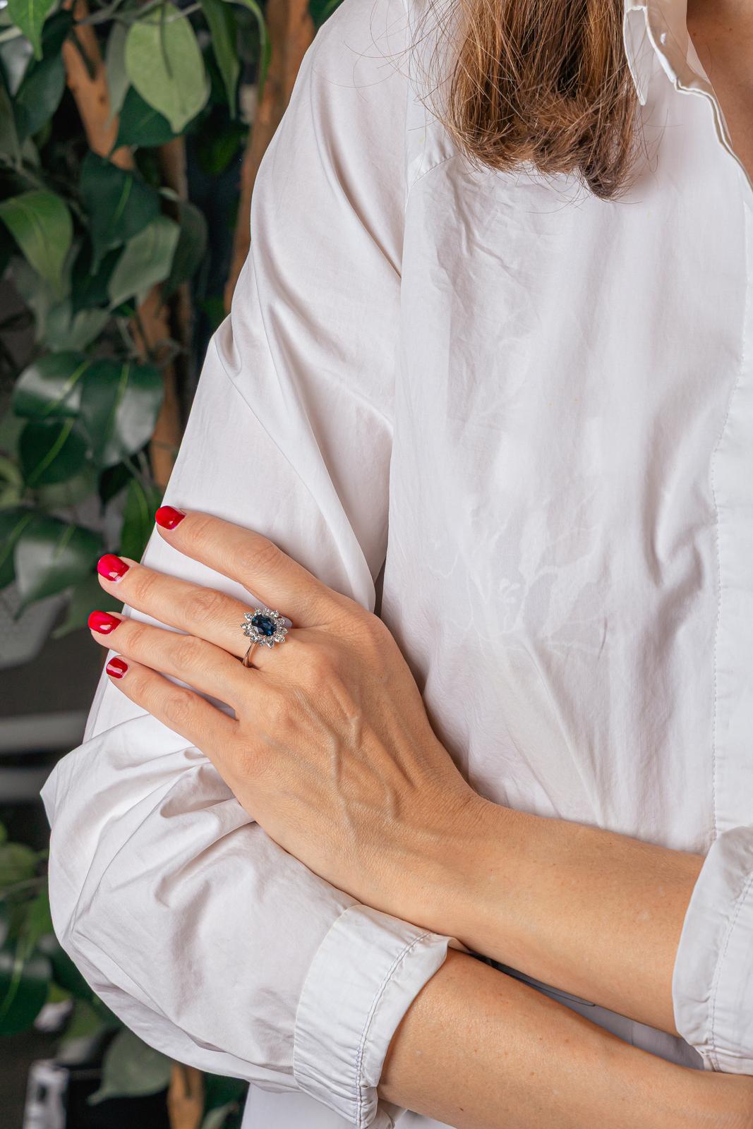 Bague Pompadour Or blanc Saphir