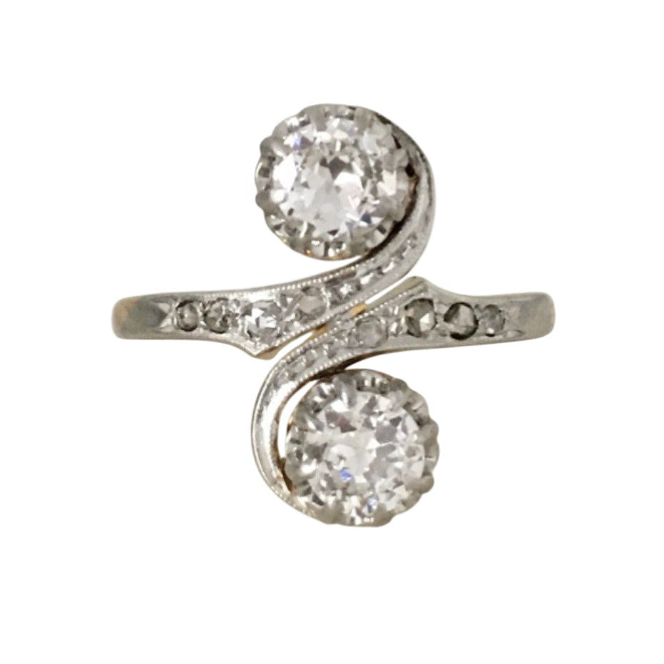 Bague Toi & Moi en or jaune, platine et diamants