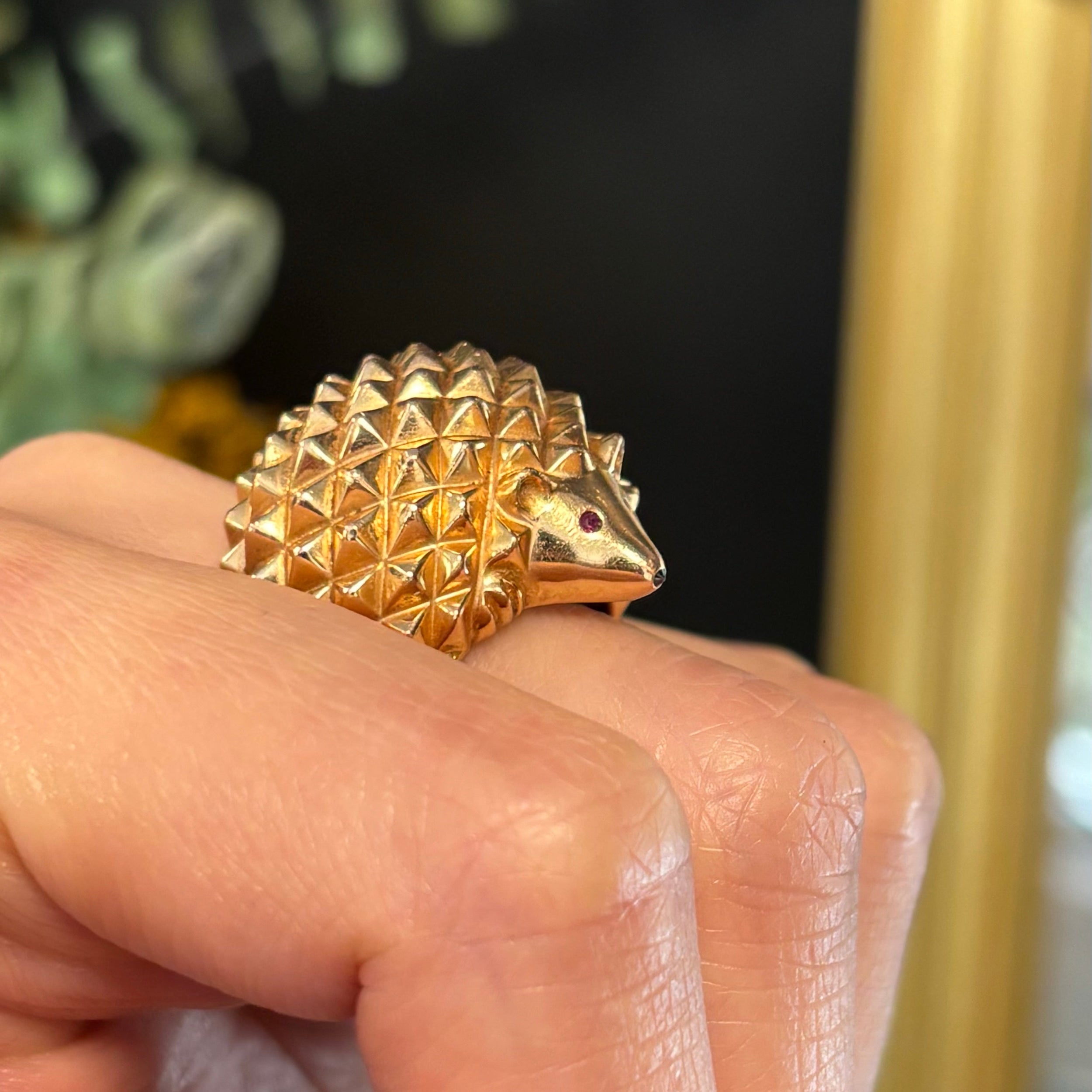 BOUCHERON "Animals Collection" Cocktail Ring in yellow gold, rubies, and diamonds