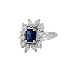 Marguerite Ring in White Gold, Sapphire, and Diamonds