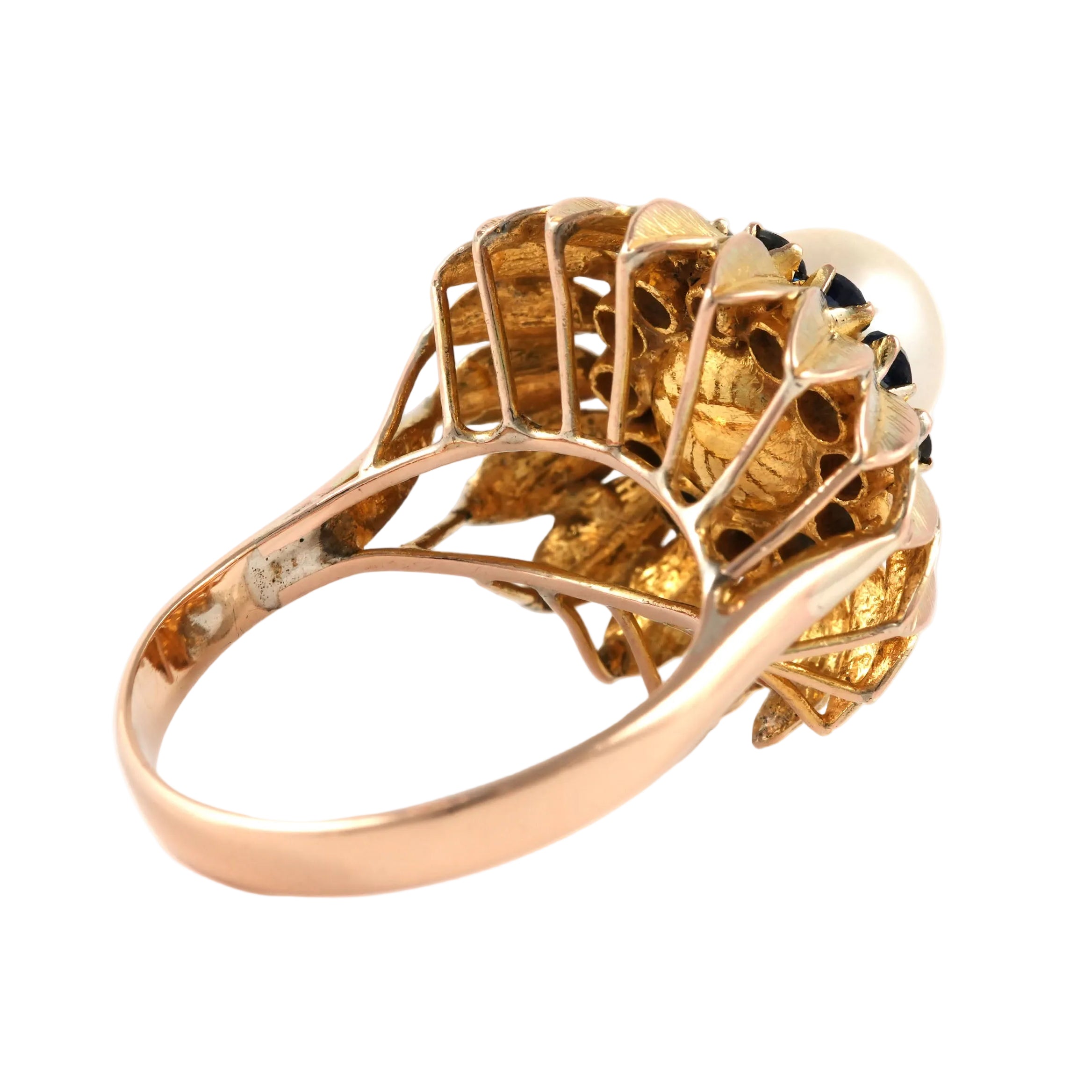 "Dôme" Ring in Yellow Gold, Pearl, and Sapphires