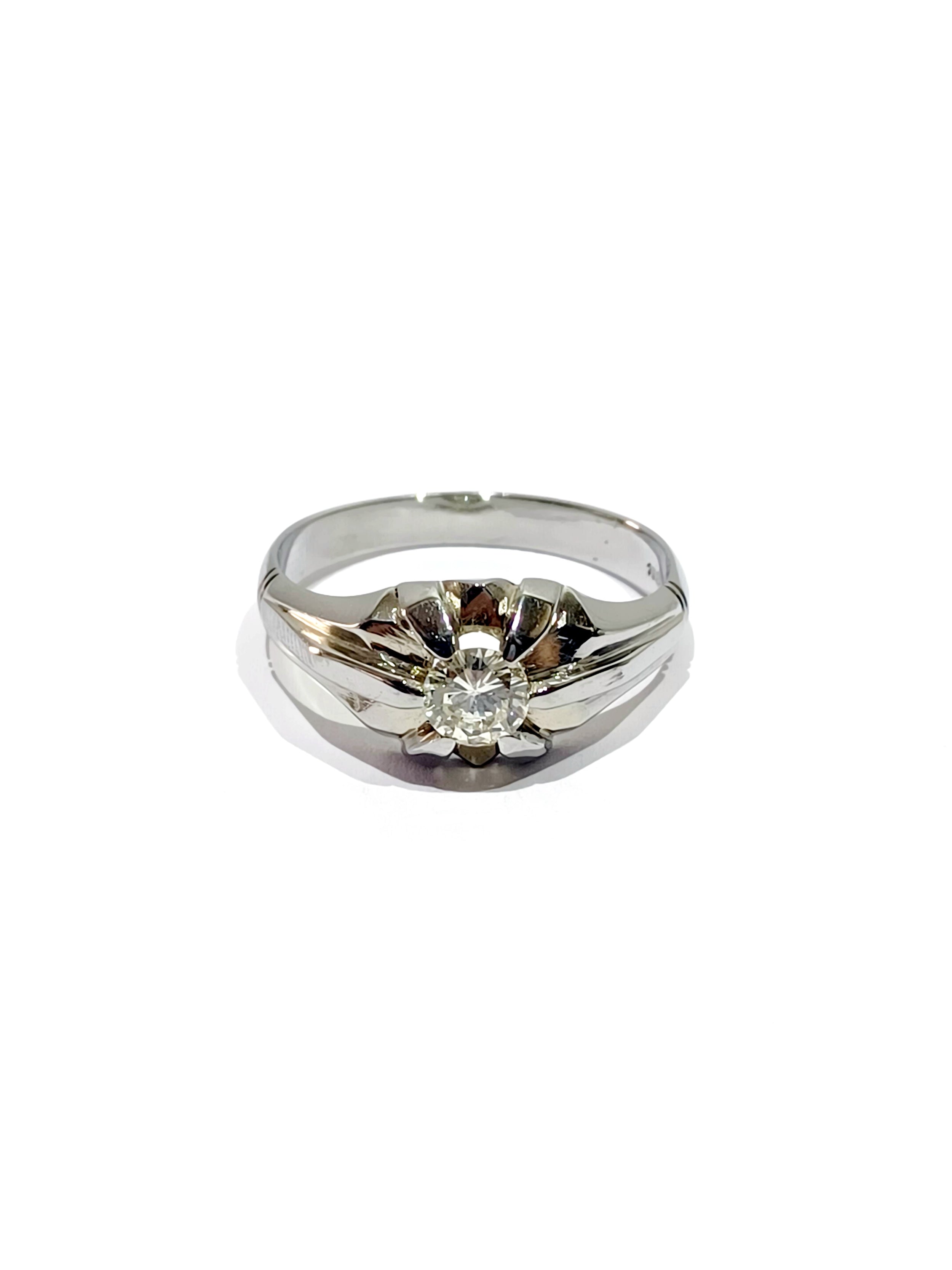 Bague Solitaire en or blanc et diamants
