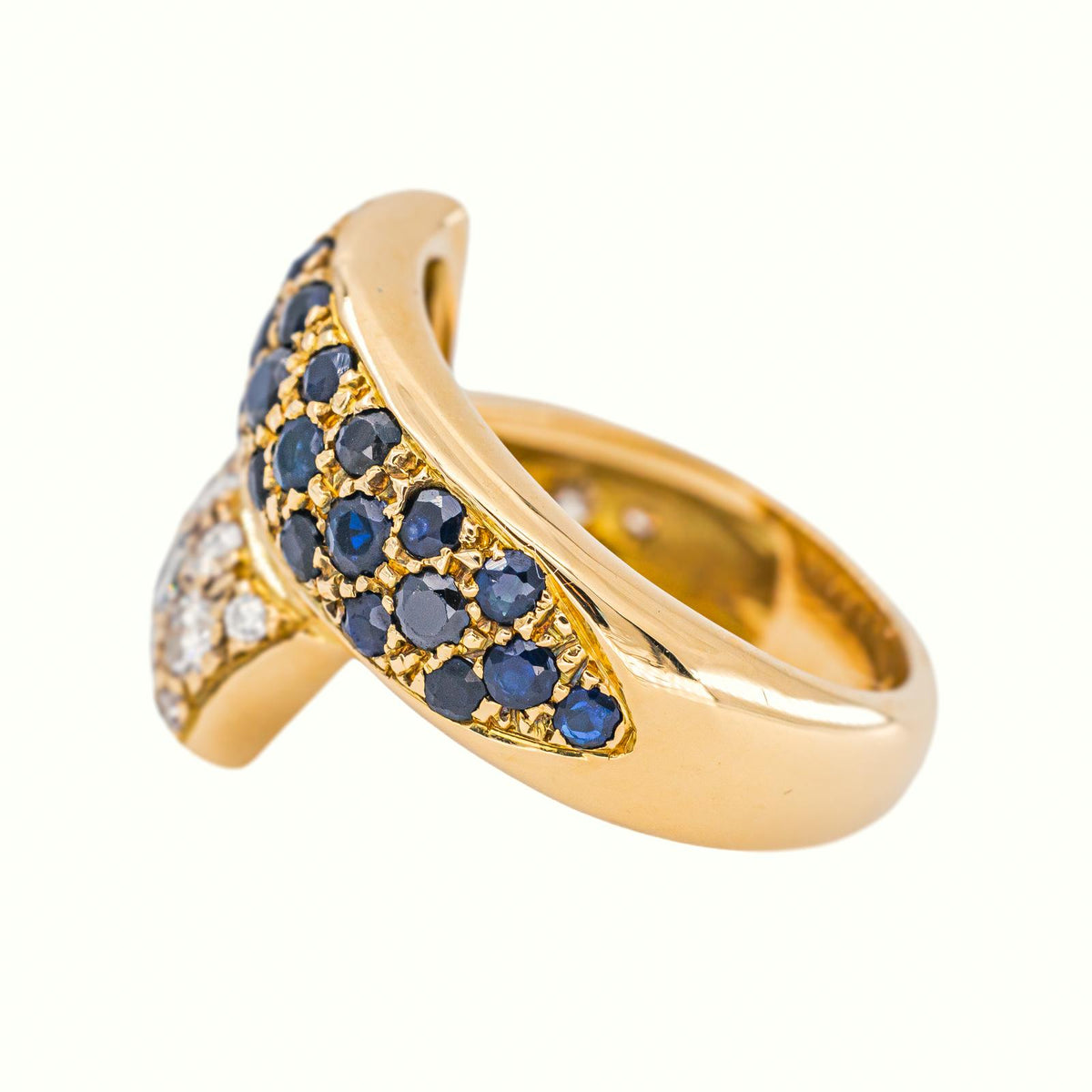 Yellow gold Sapphire Ring