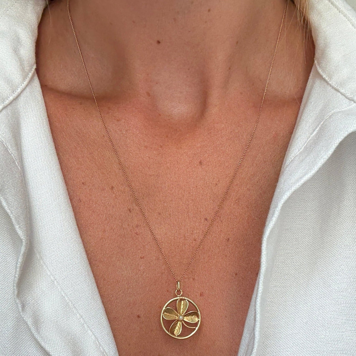Yellow Gold and Pearl Pendant