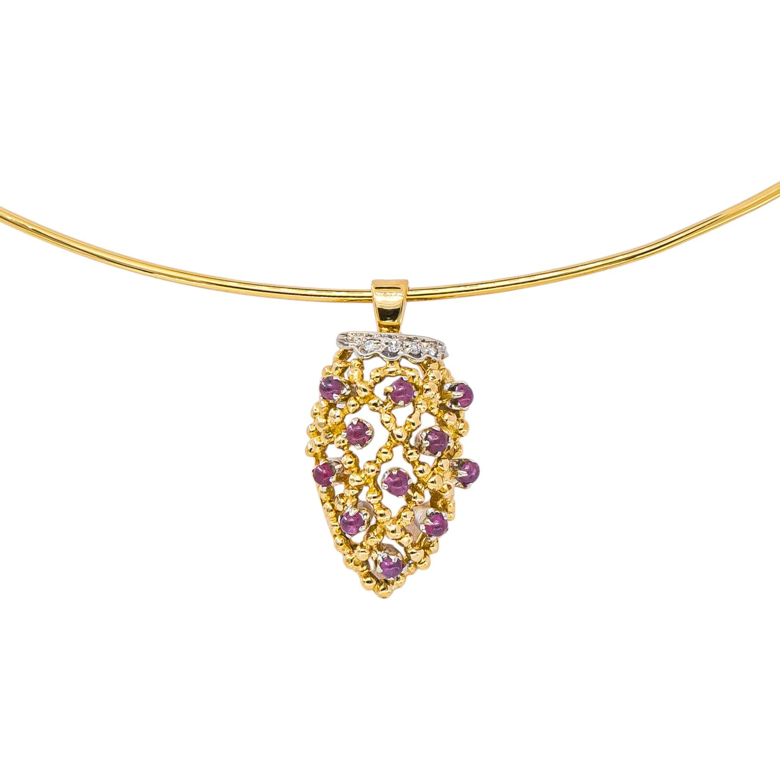 Semi-Rigid Yellow gold Ruby Necklace