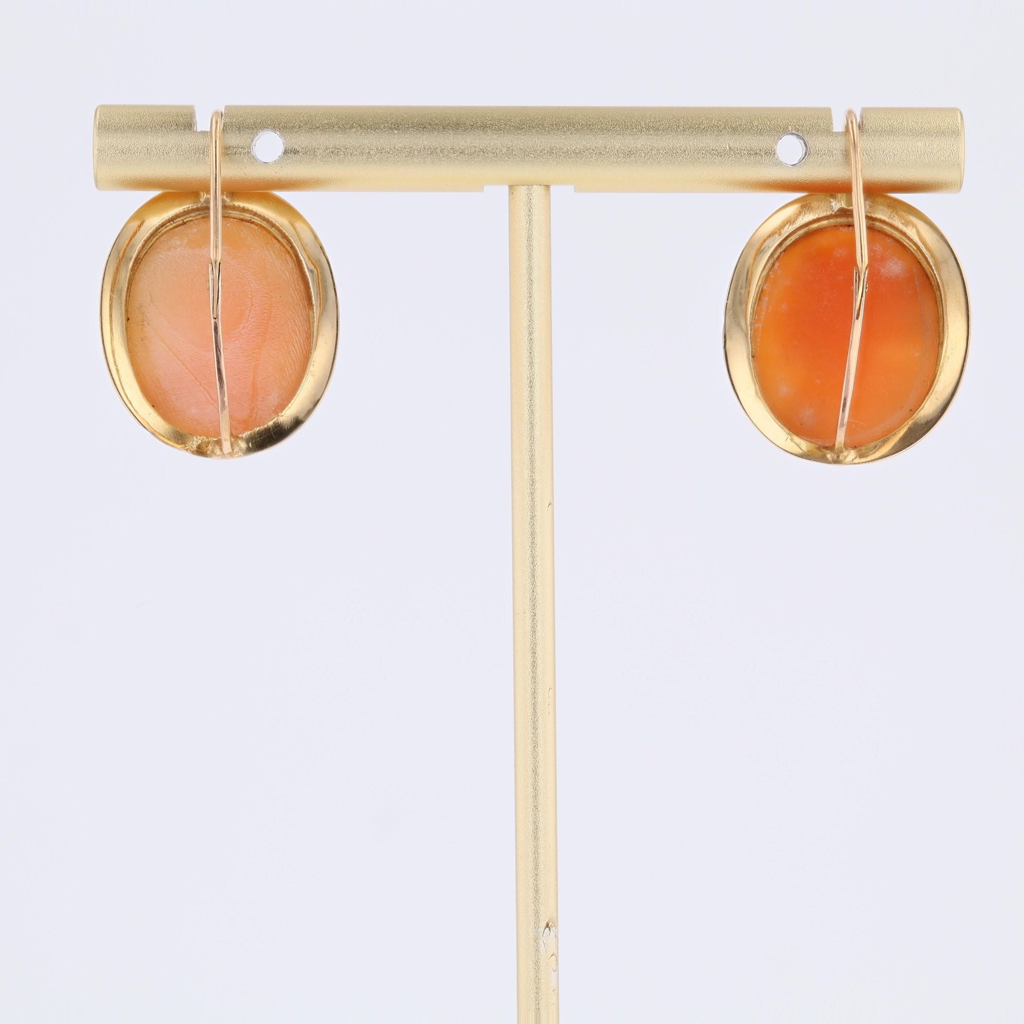 Boucles d'oreilles Dormeuses en or jaune, or rose et camée