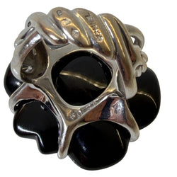 CHANEL "Camélia" Ring in White gold and Onyx