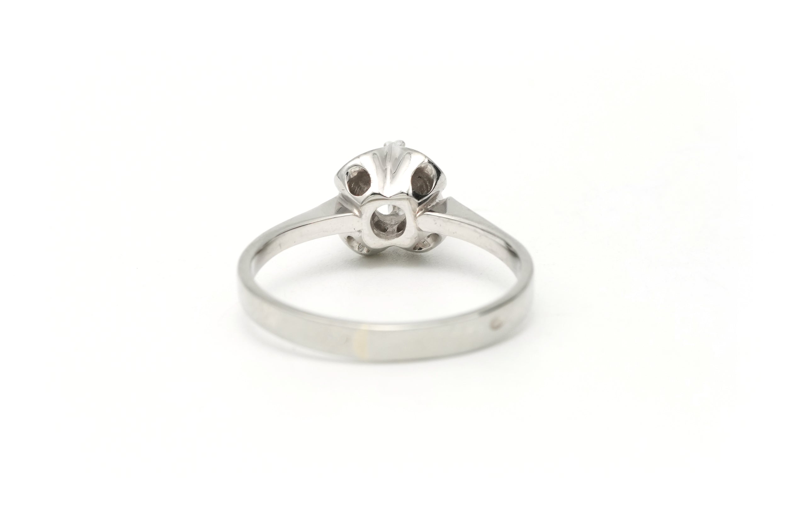 Bague Solitaire en or blanc et diamant
