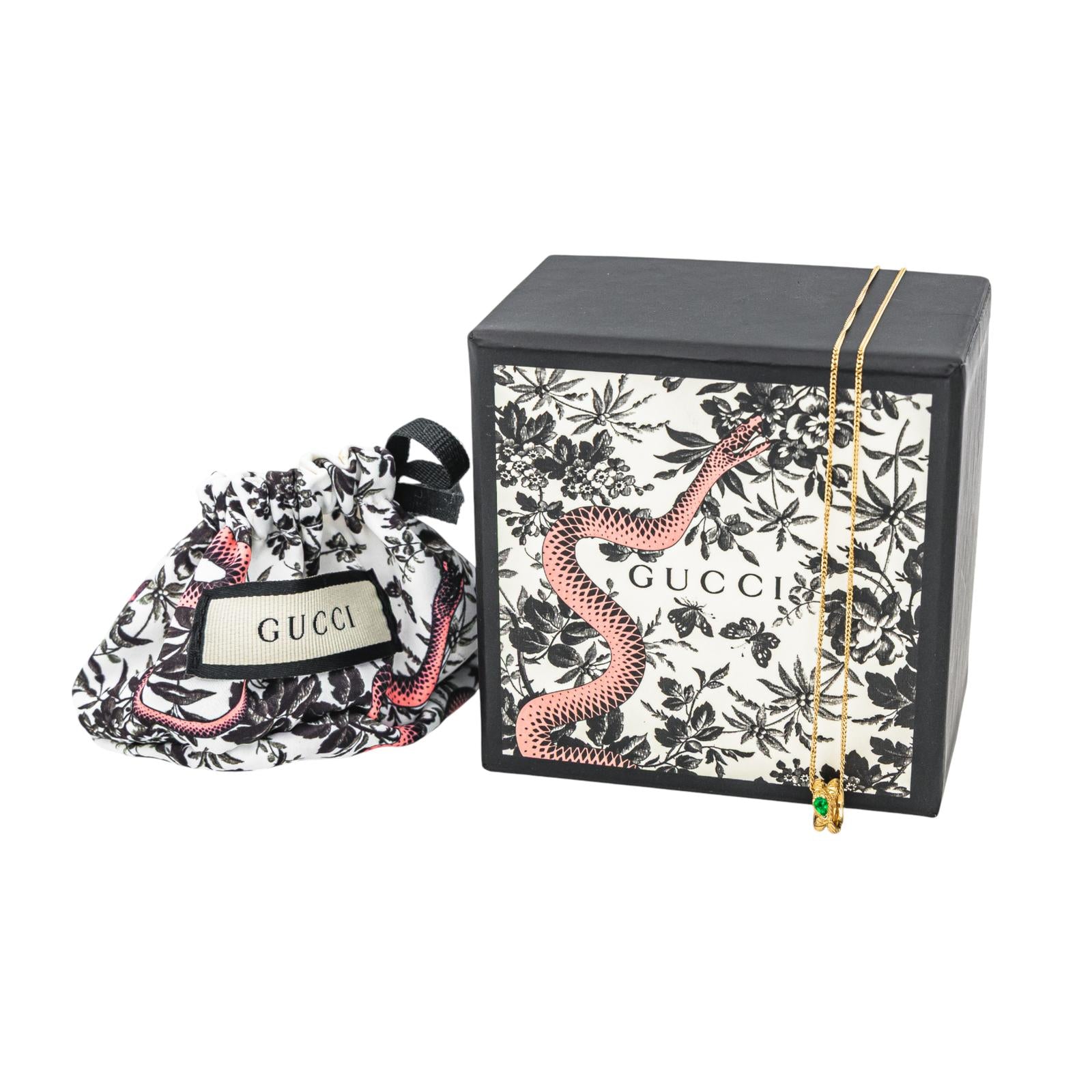 Gucci Collier Pendentif Ouroboros Or jaune Emeraude