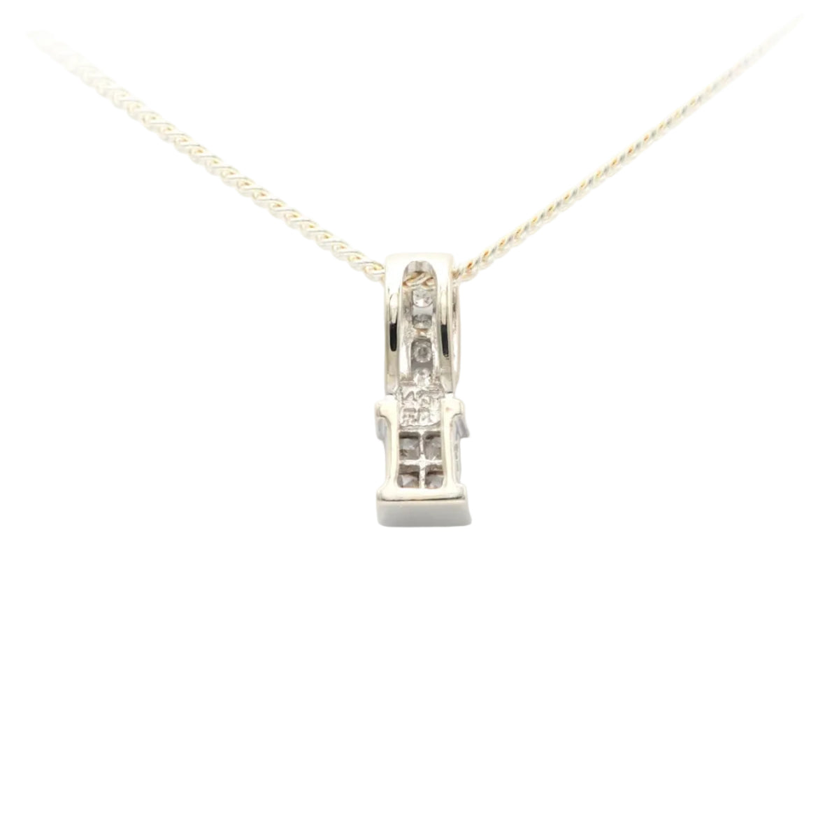 Pendentif en or blanc et diamants