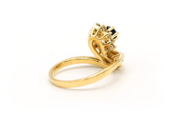 Bague Entourage en or jaune, saphir et diamants