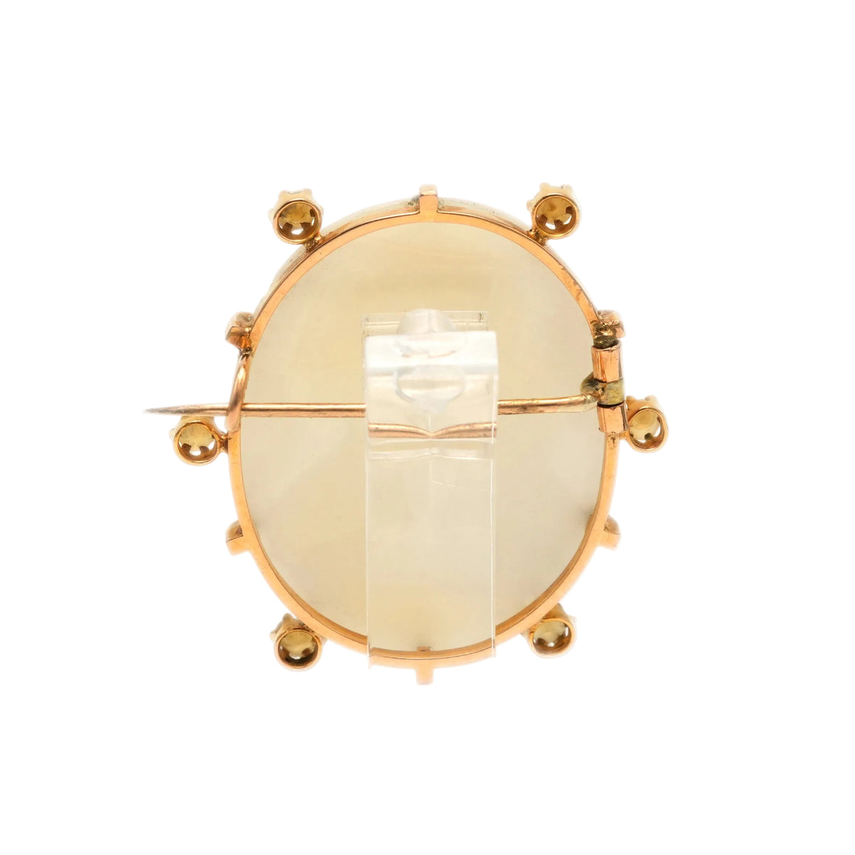 Yellow Gold Brooch with Pearls and a Cameo