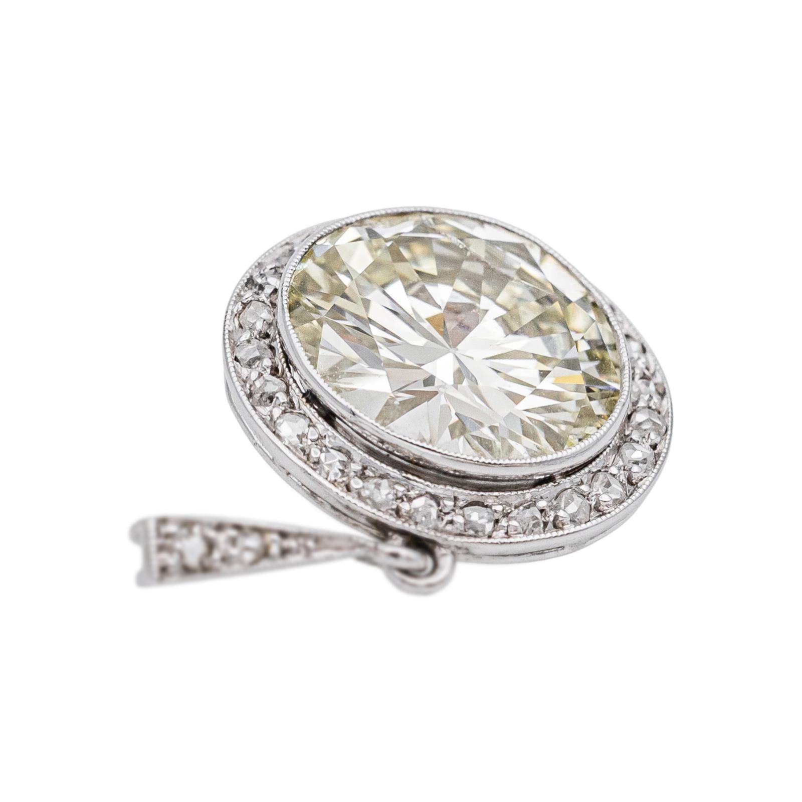Solitaire Platinum Pendant diamond