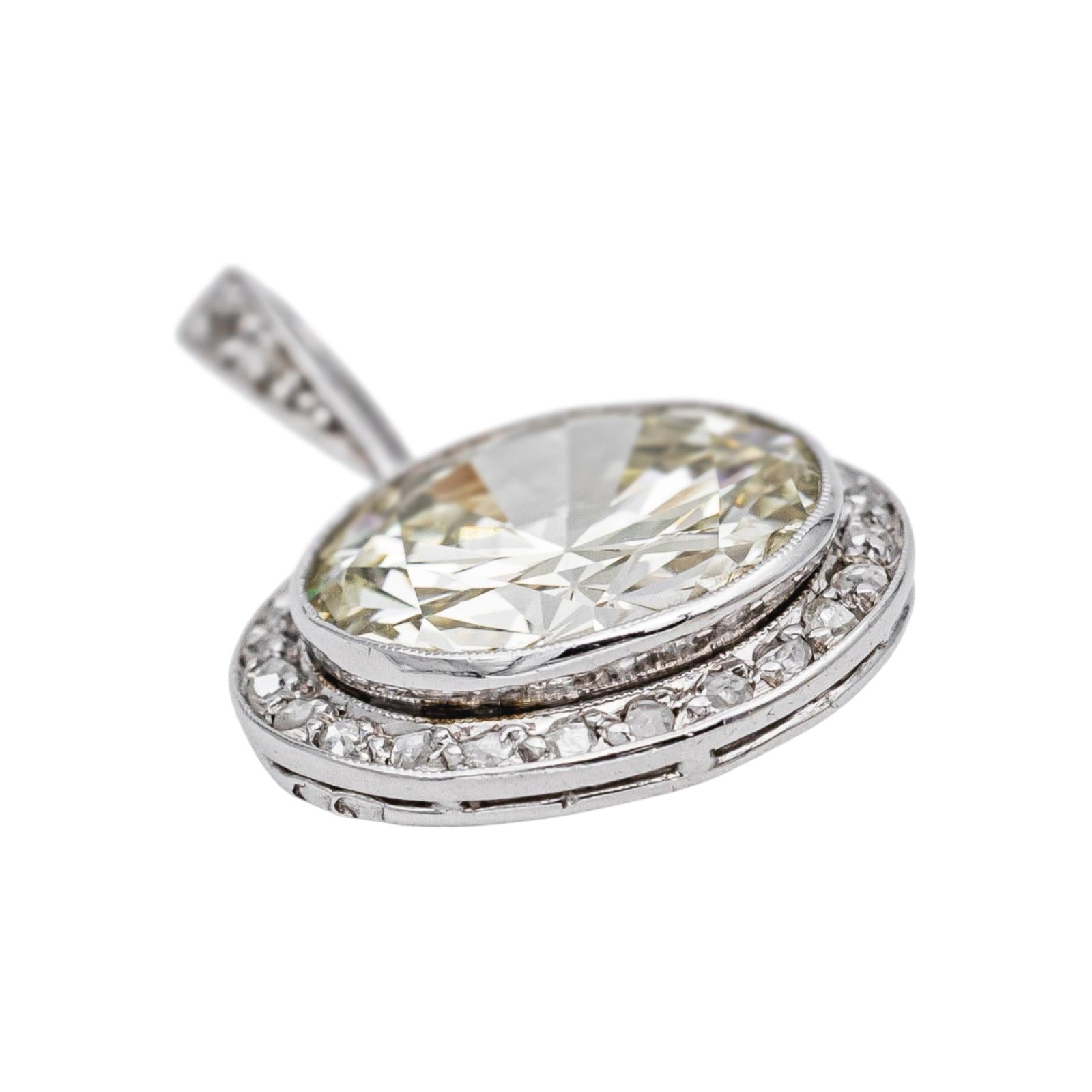 Solitaire Platinum Pendant diamond