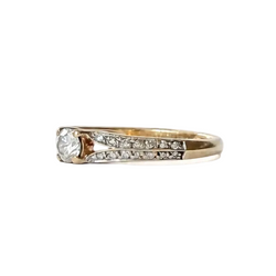 Yellow Gold Solitaire Ring with Diamonds