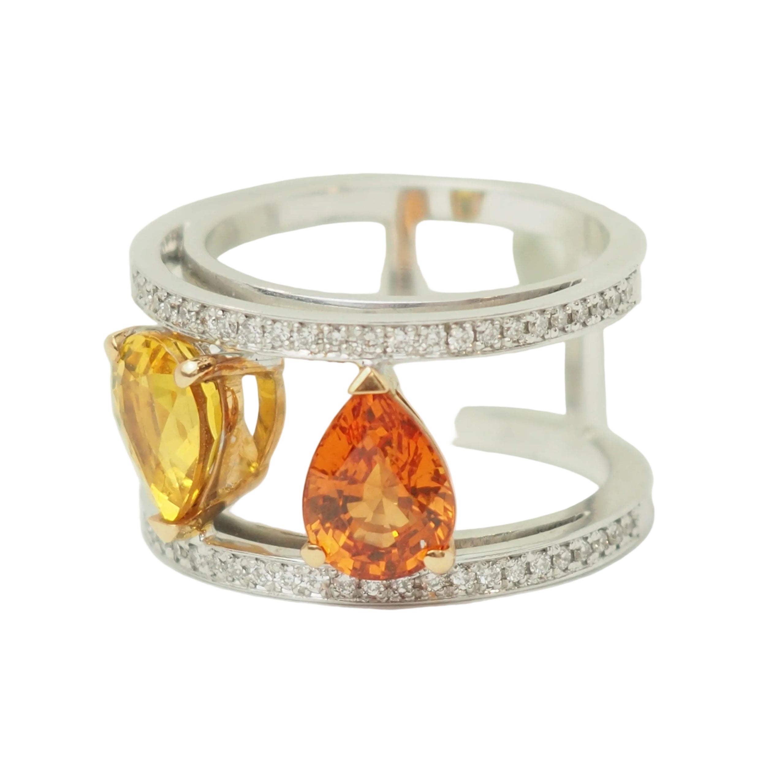 Toi & Moi Ring in White gold, Sapphires and Diamonds