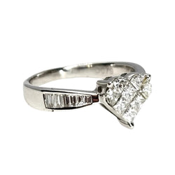 White Gold Solitaire Ring with Diamonds