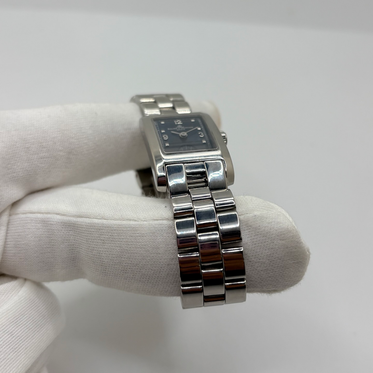 BAUME & MERCIER "Hampton" Stainless Steel Watch
