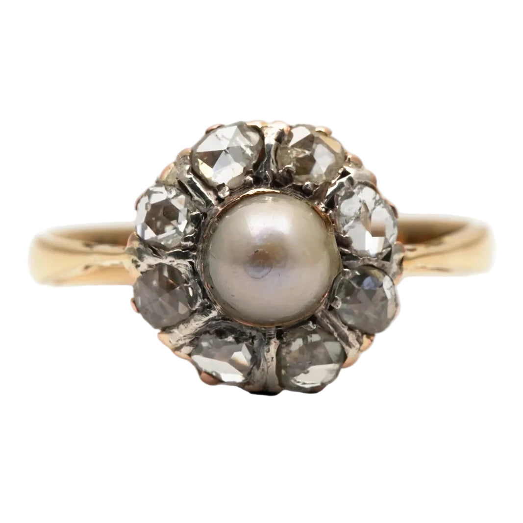 "Entourage" Ring in Yellow Gold, Pearl, and Diamonds