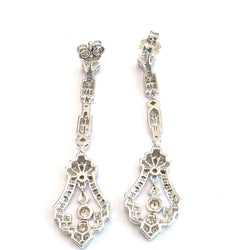 18-karat white gold Art Deco earrings with diamonds