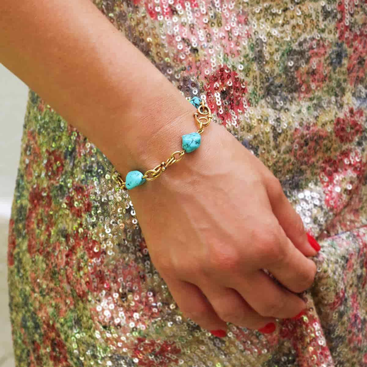 Yellow Gold Link Bracelet with Turquoises